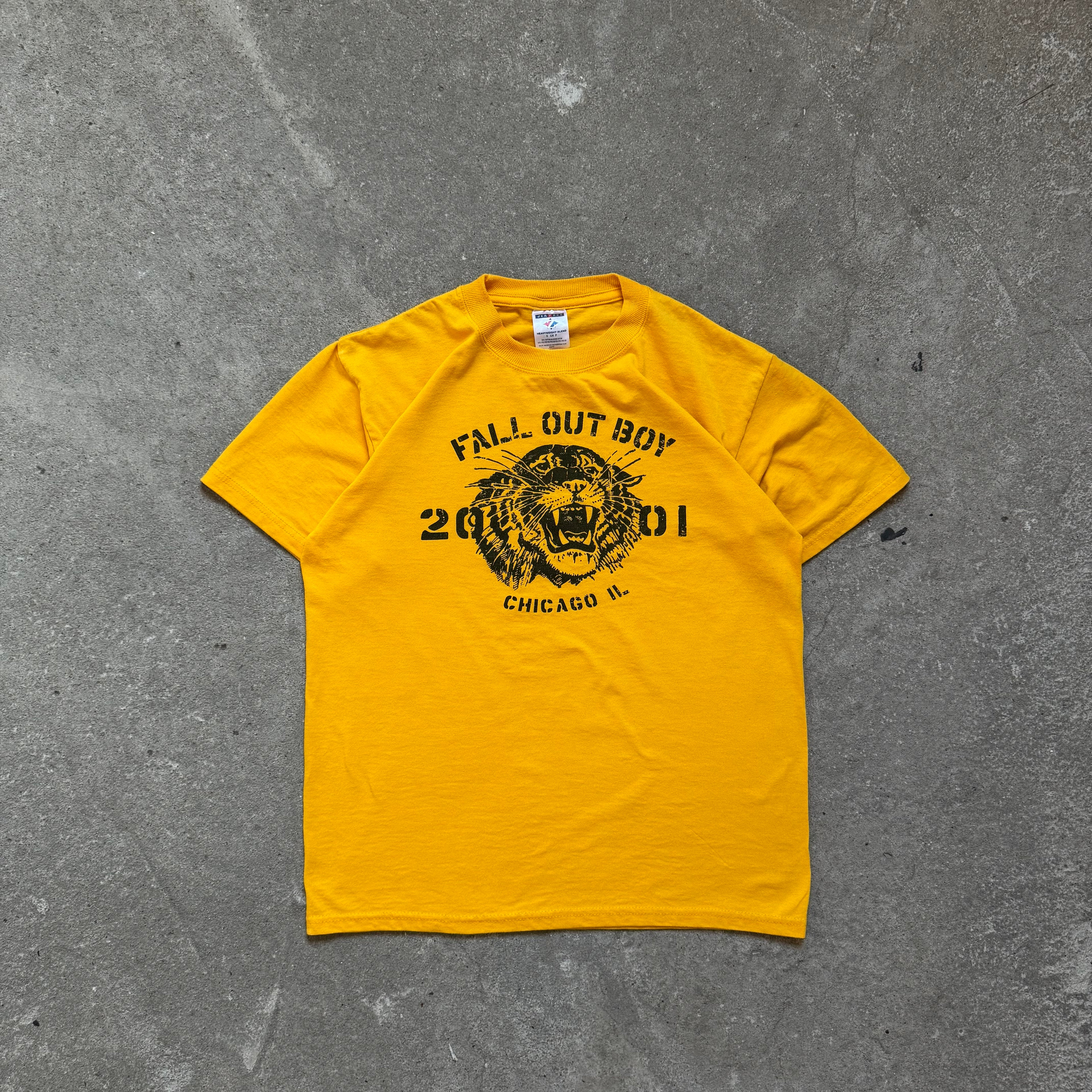 2001 fall out boy tee - Medium