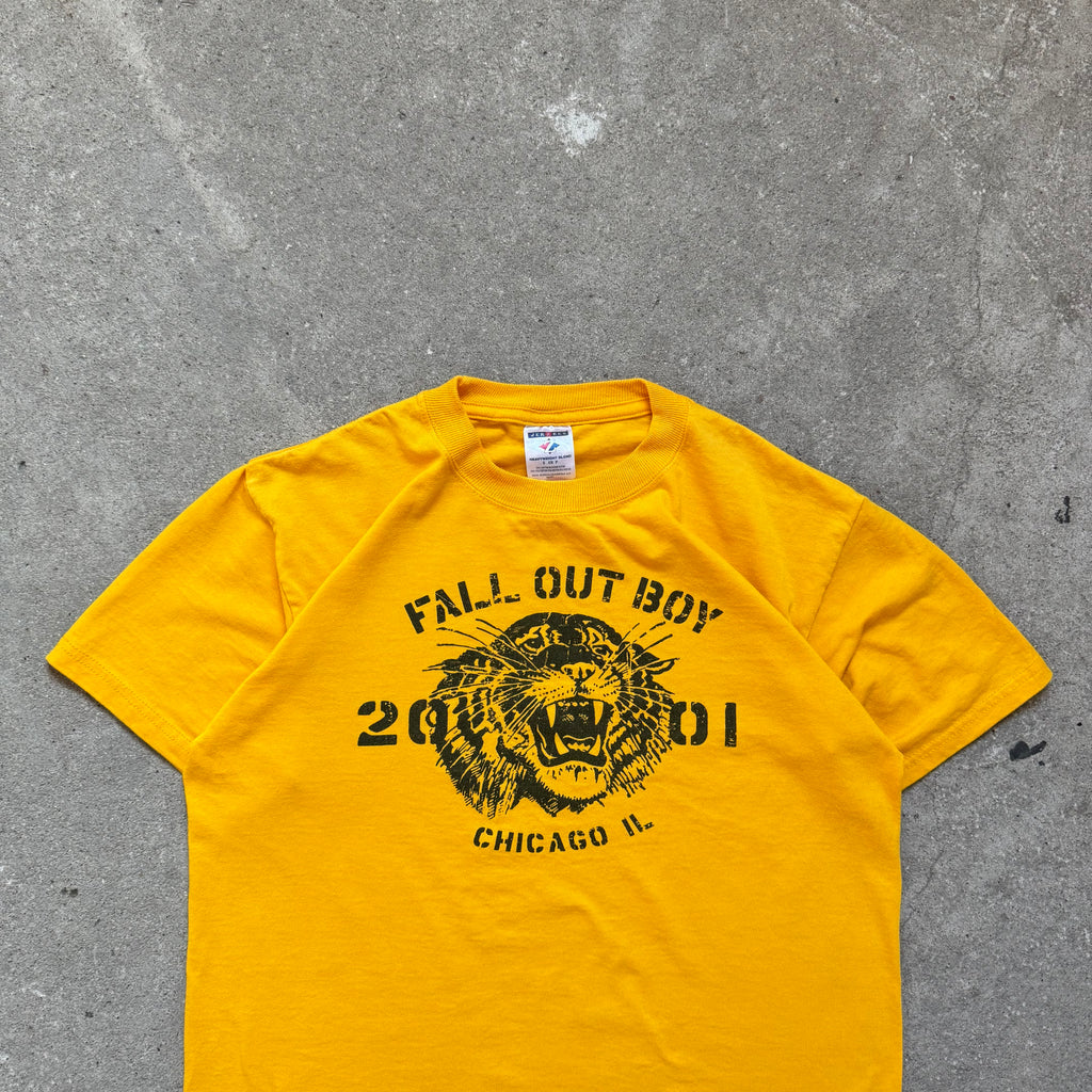 2001 fall out boy tee - Medium