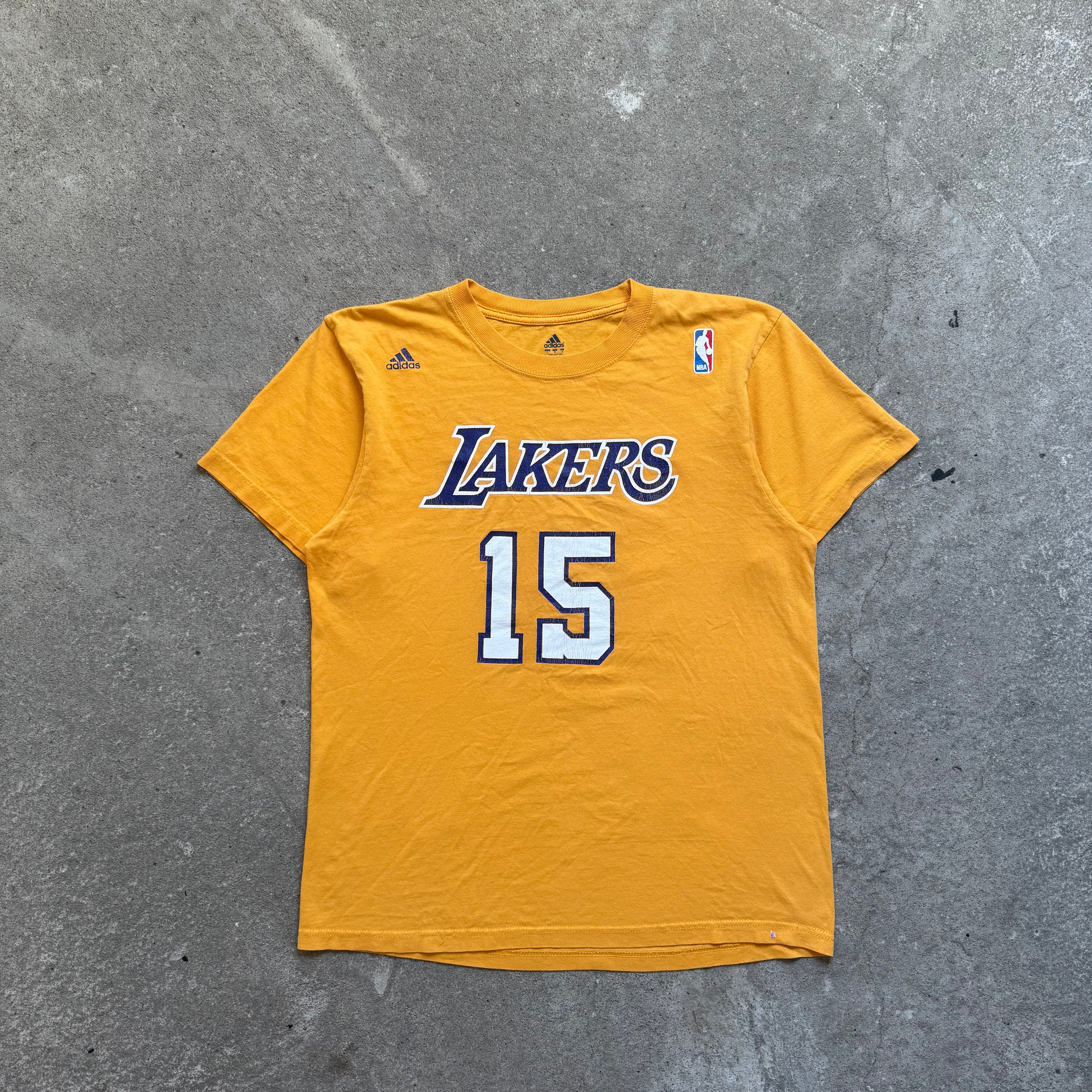 00s adidas lakers tee - Large