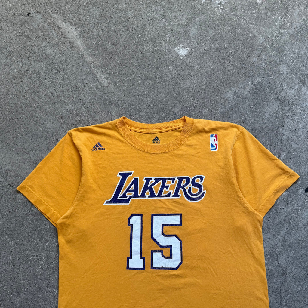 00s adidas lakers tee - Large