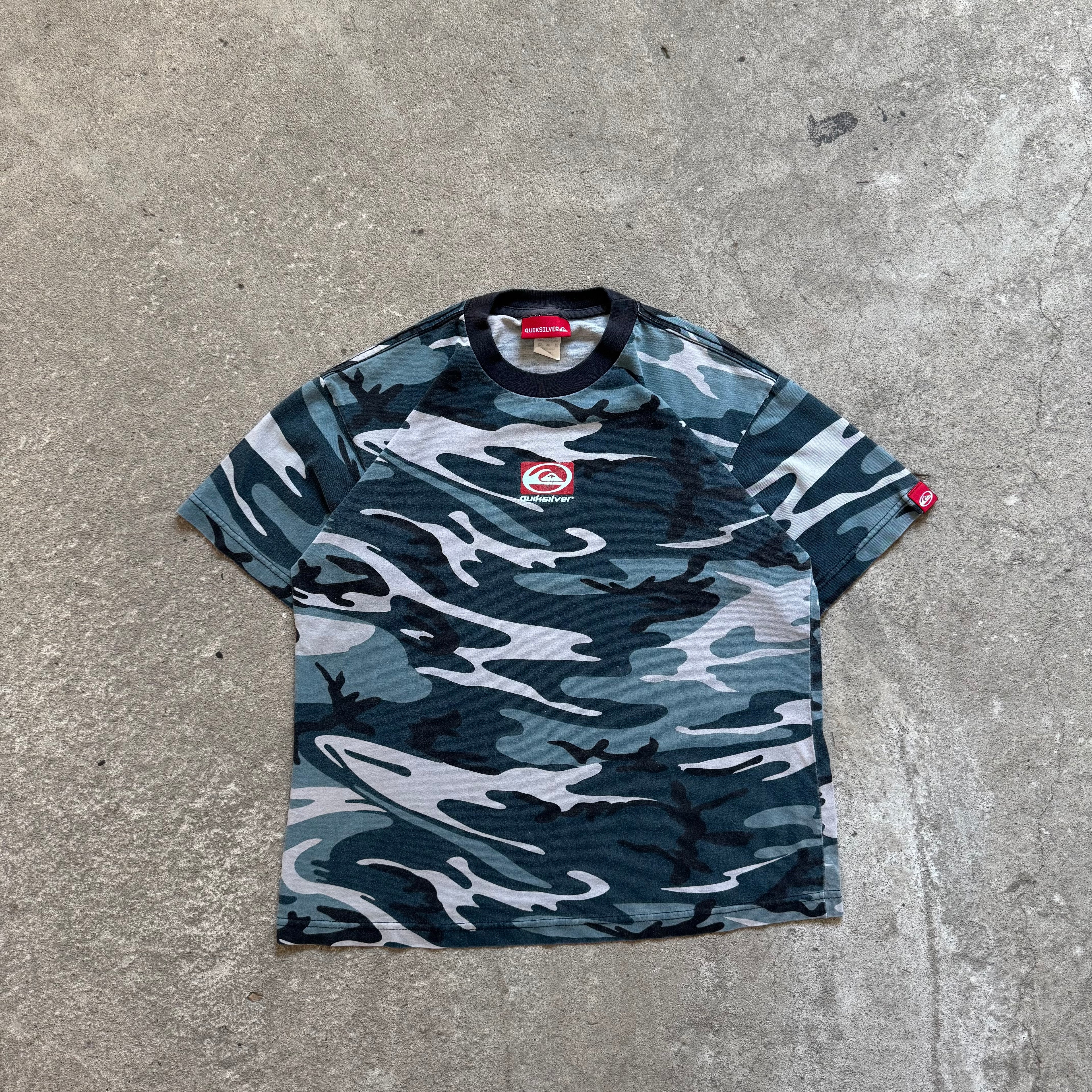 90s quicksilver camo tee - Small