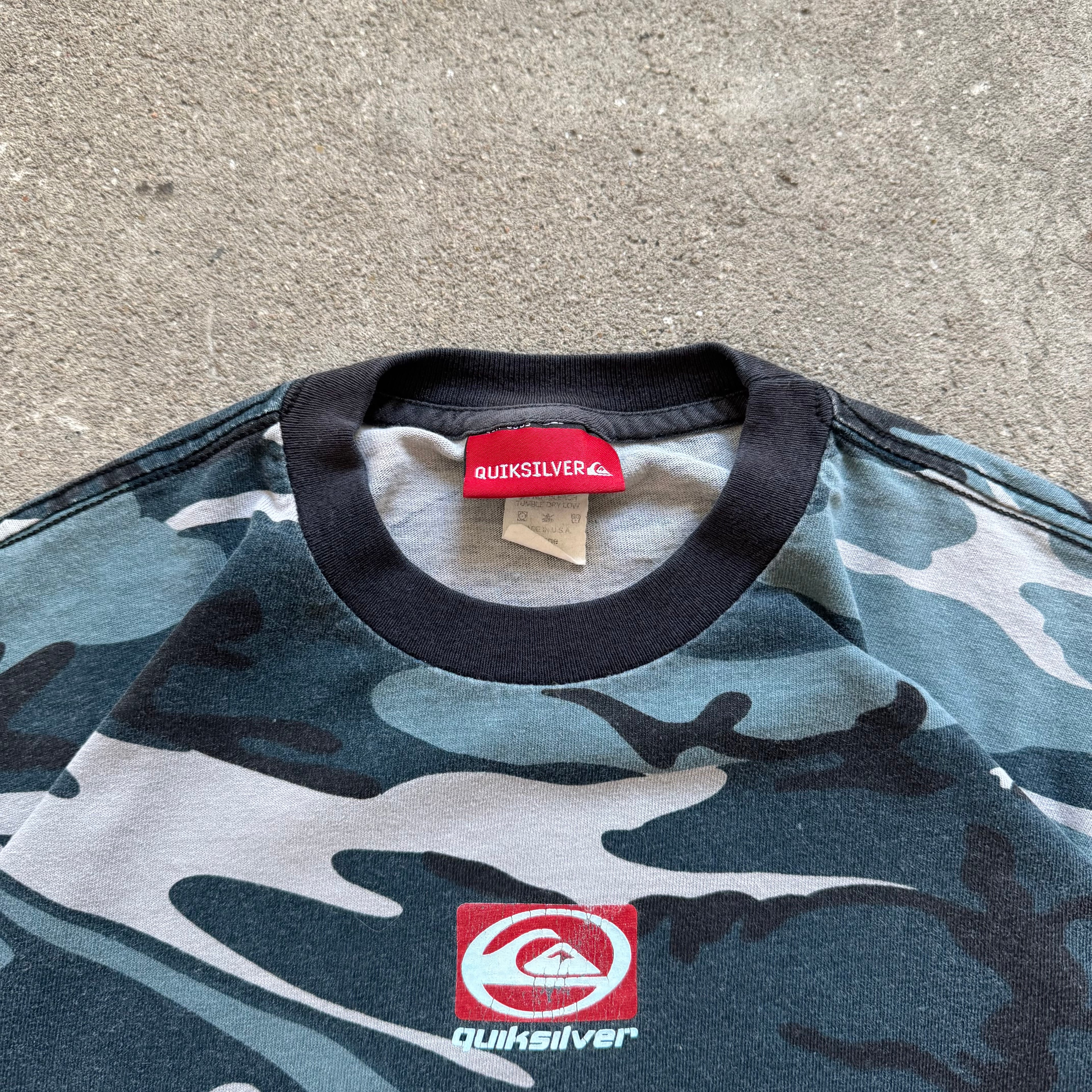 90s quicksilver camo tee - Small