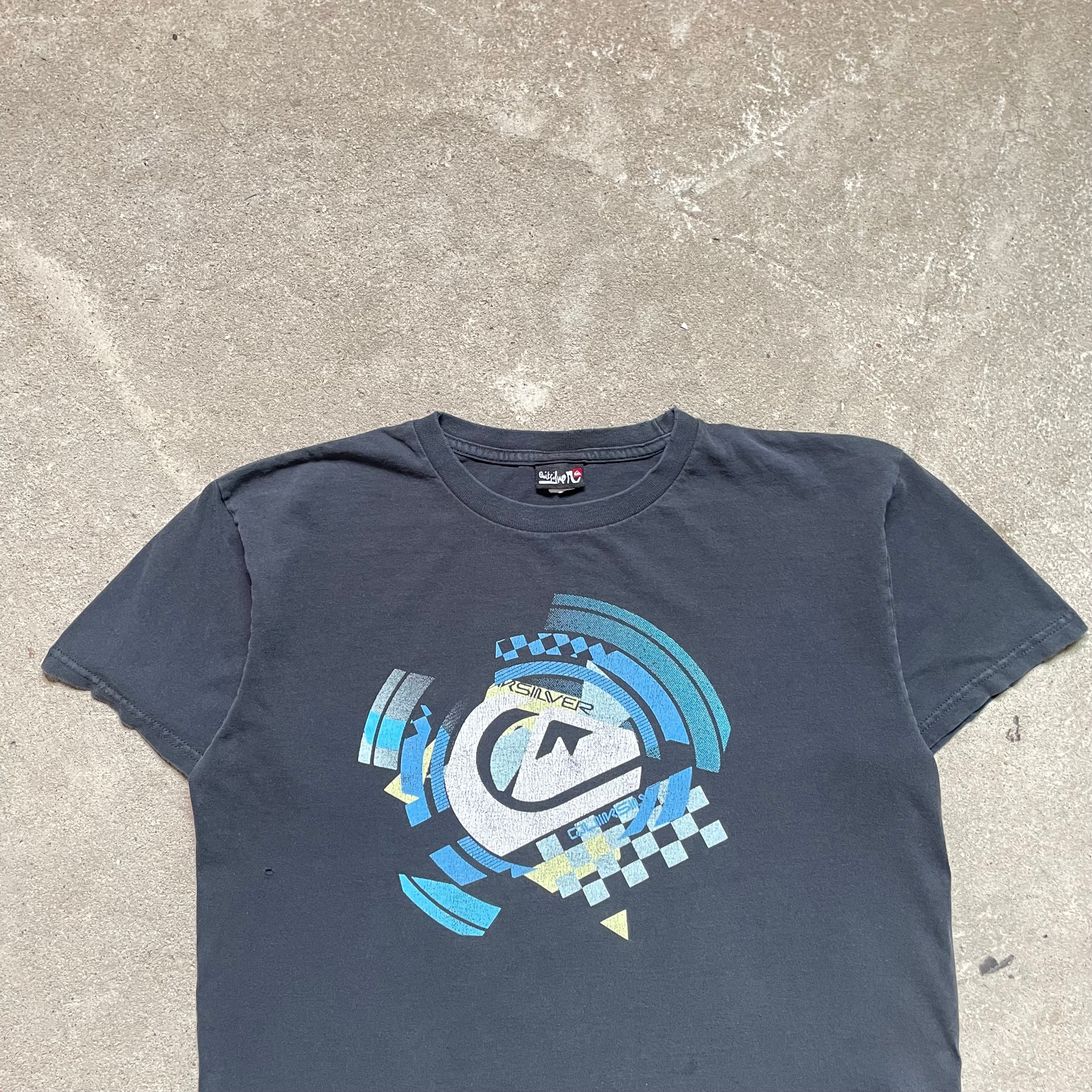00s quicksilver tee - medium