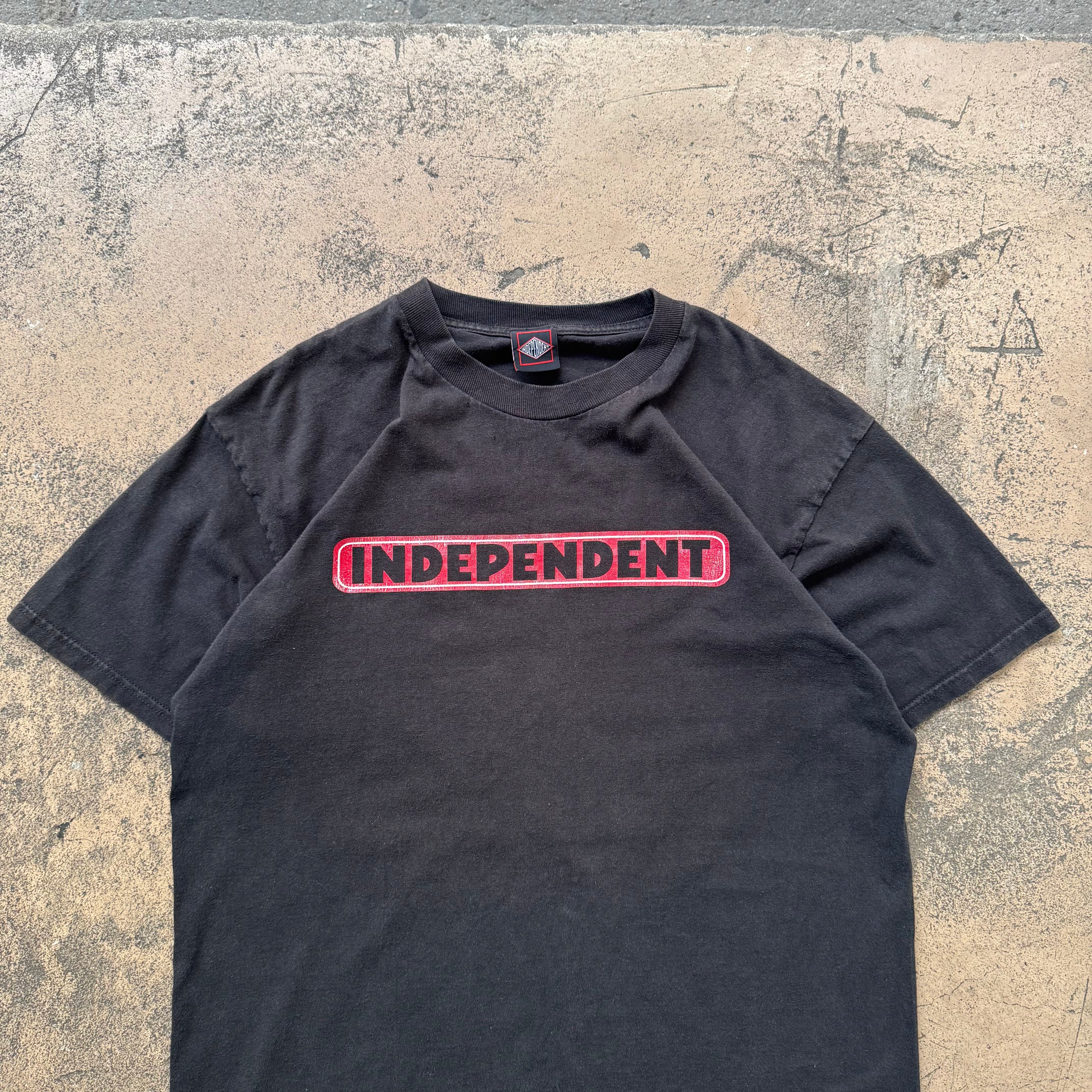 90s independent tee - Large
