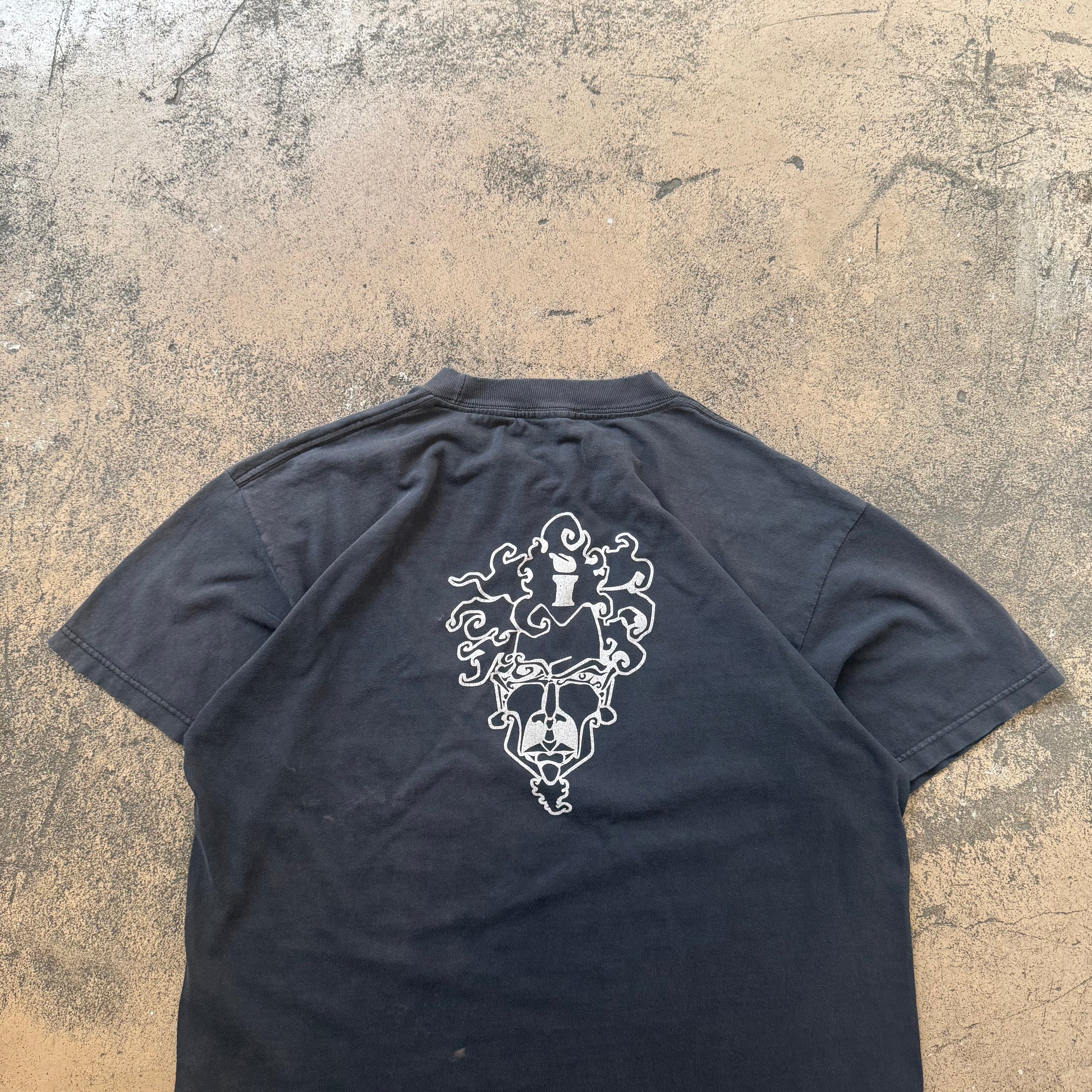 2001 incubus band tee - Large