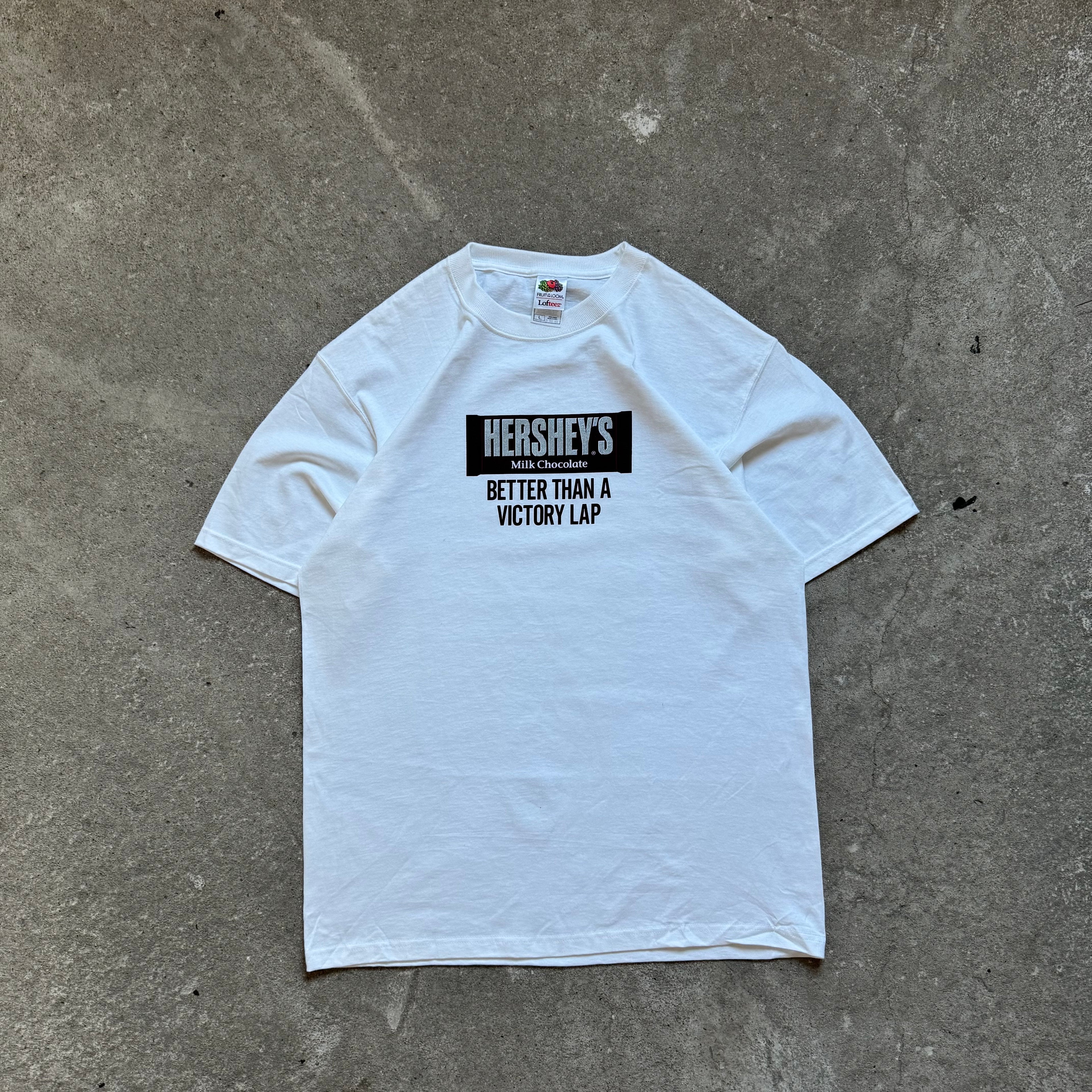 90s hersheys tee - L/XL