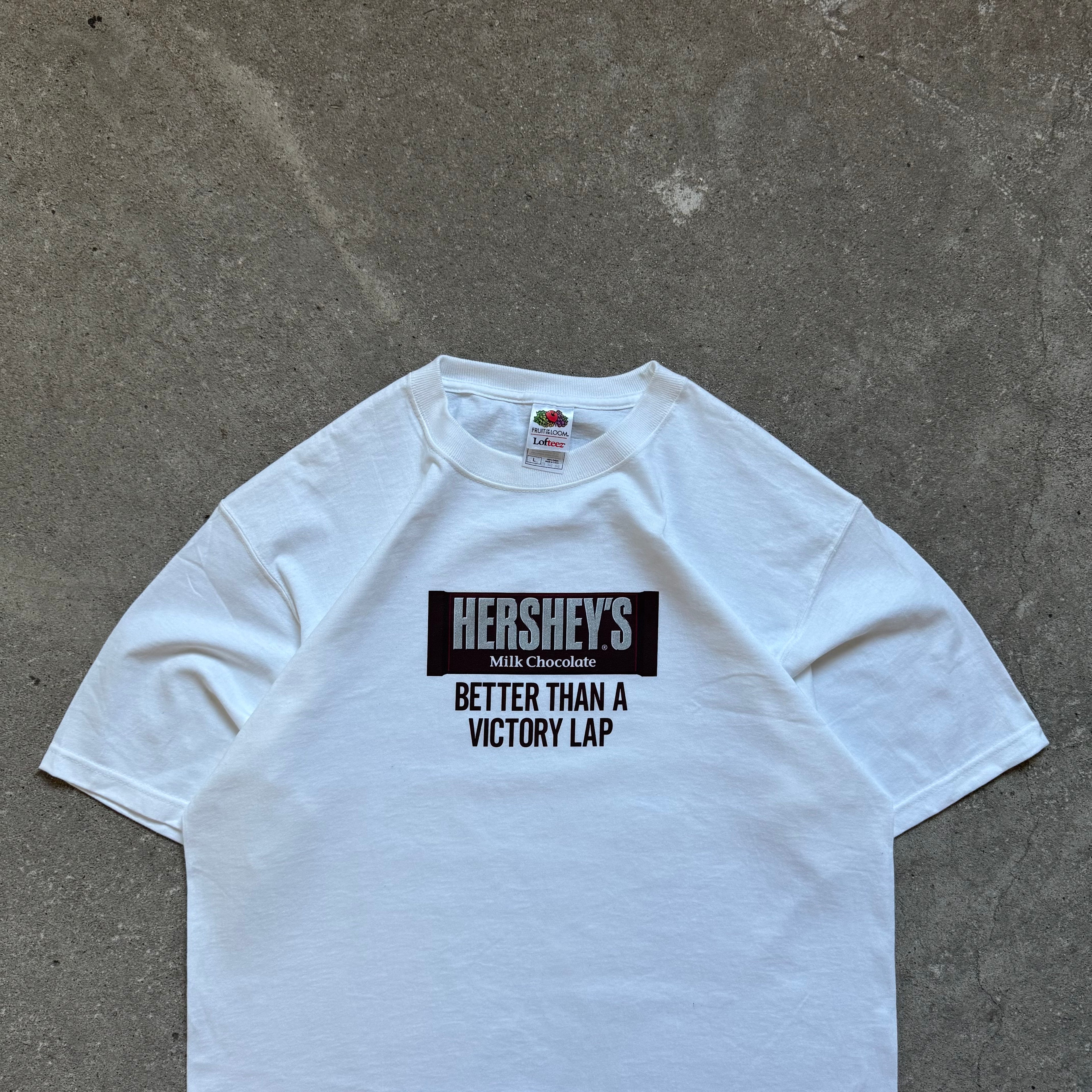 90s hersheys tee - L/XL