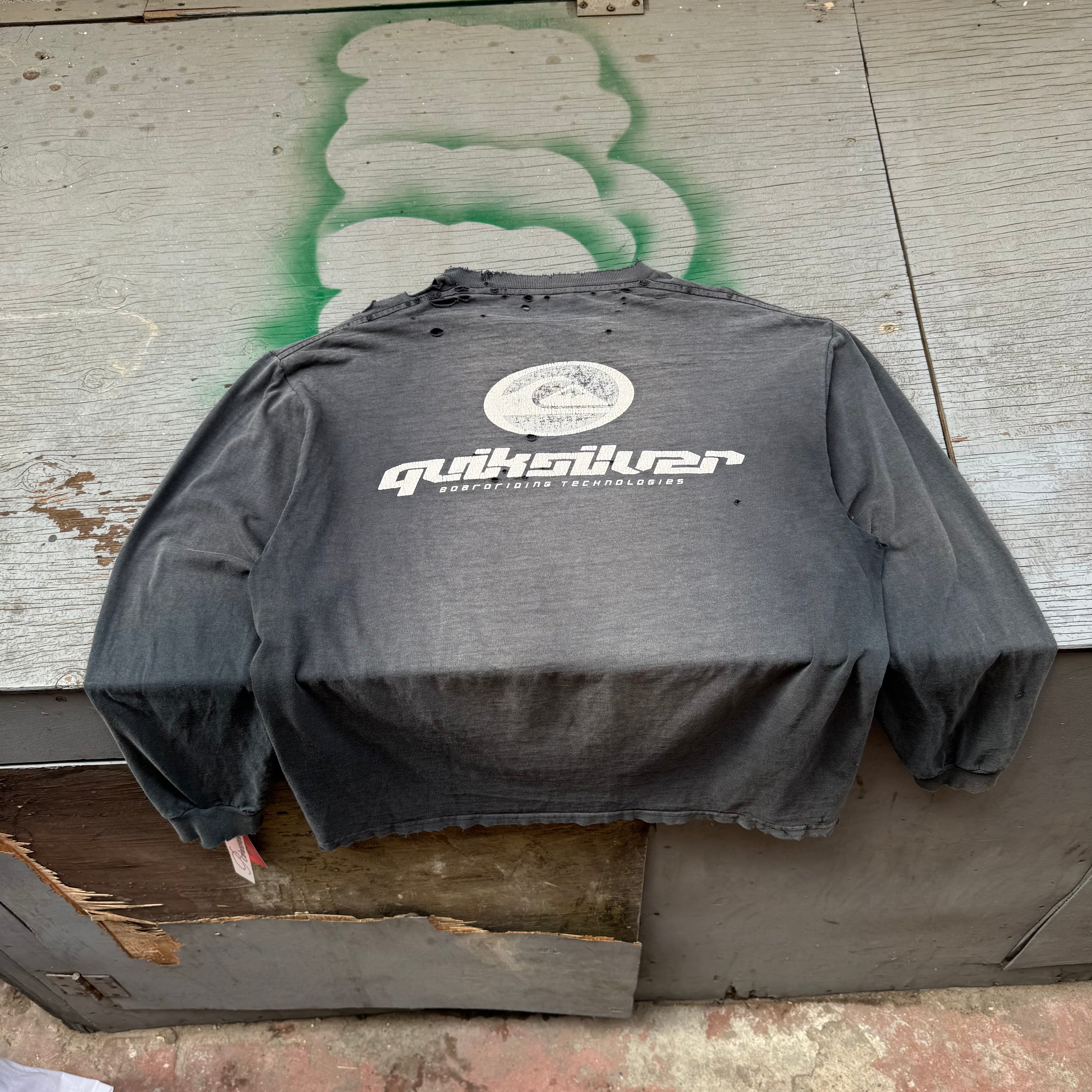 90s quiksilver faded + distressed longsleeve - Large