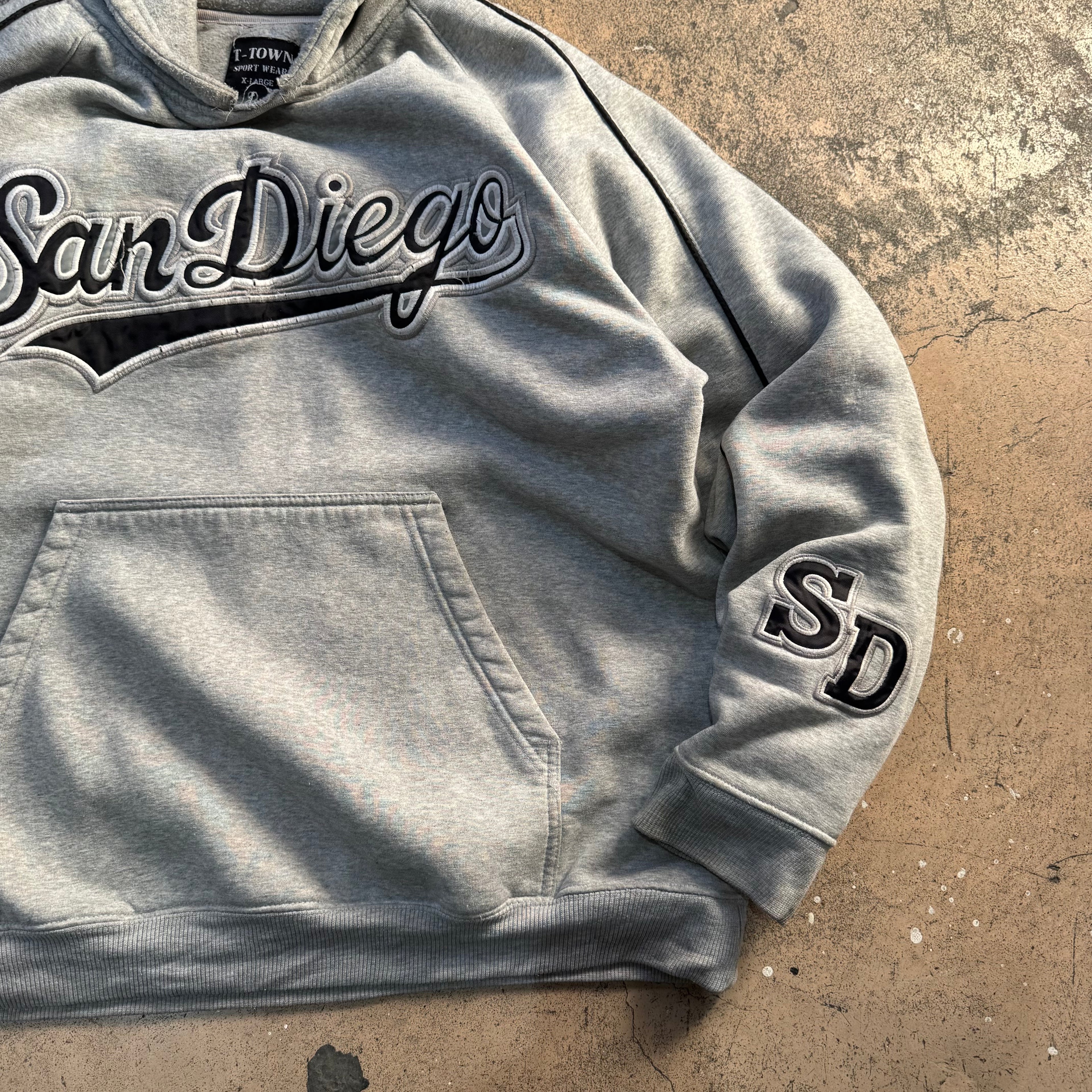 90s/00s san diego hoodie - XL