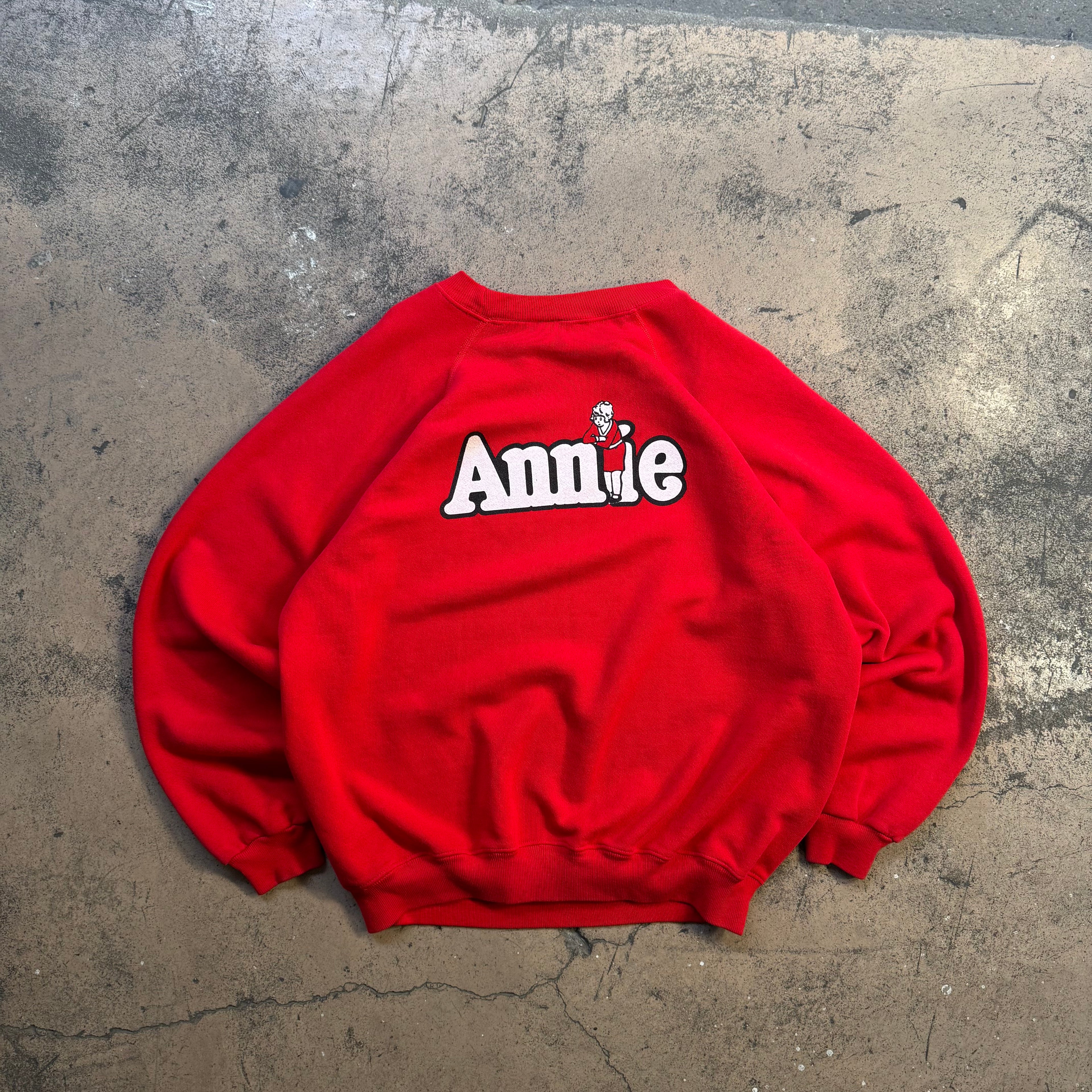 1987 annie theater promo sweatshirt - Medium