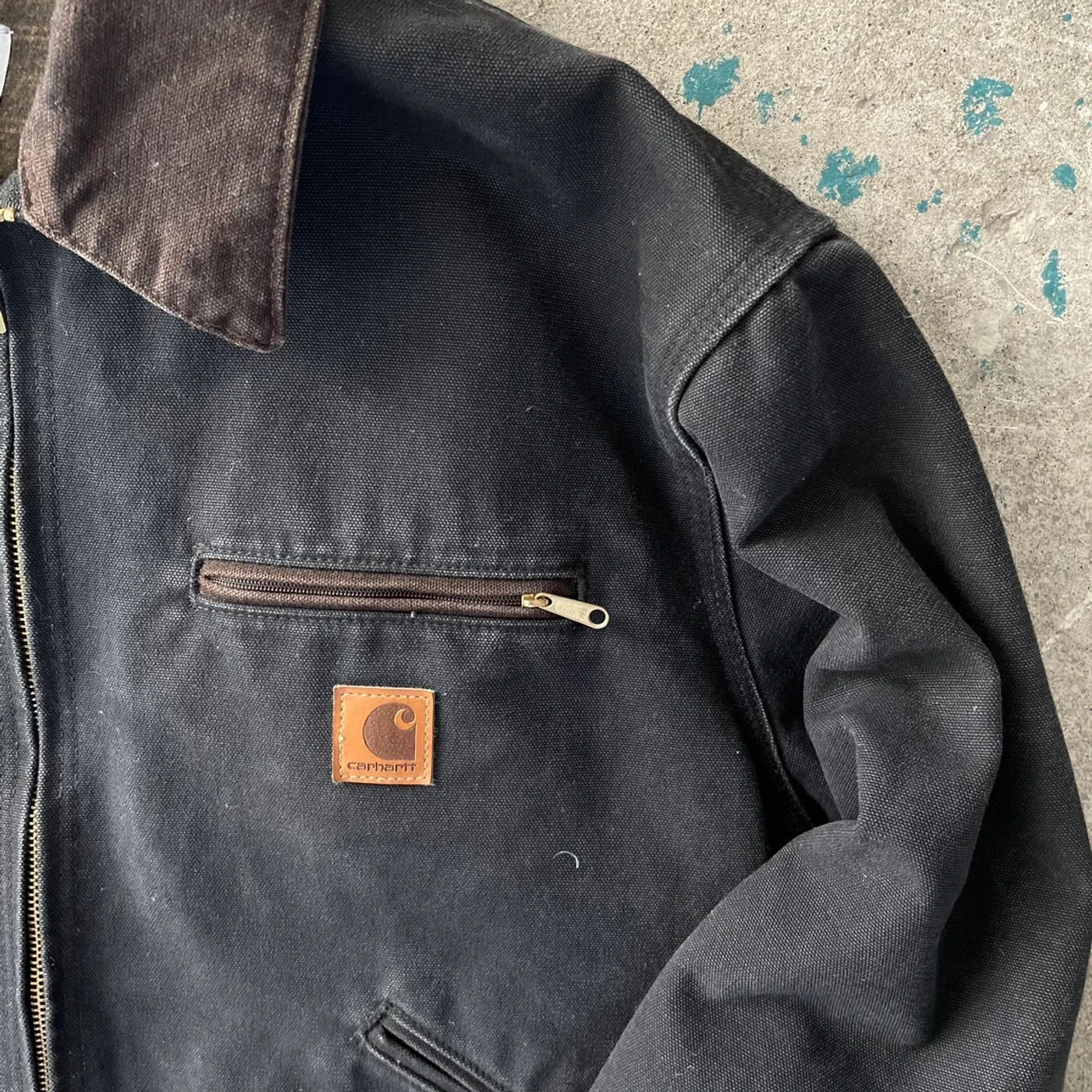 00s faded black carhartt detroit